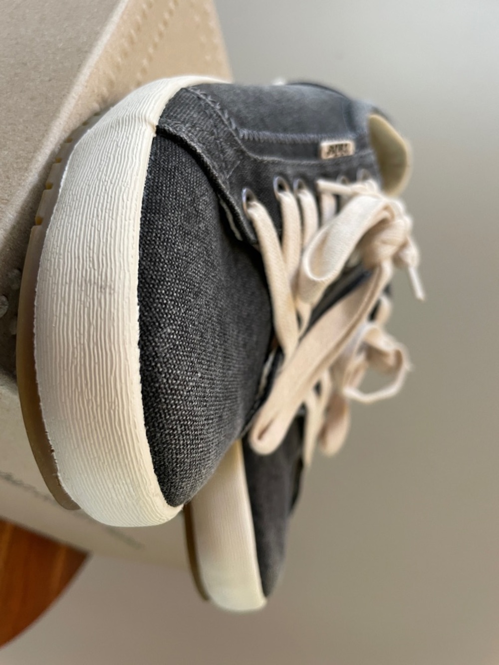 Taos Footwear Charcoal Canvas Low-Top Sneakers with Cream Laces - Picture 8 of 9